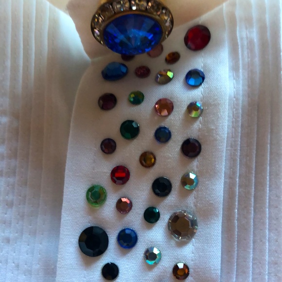 Vintage bedazzled tuxedo blouse - Picture 4 of 13